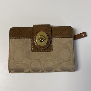Coach Signature Wallet